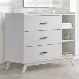 3 Drawer Dresser in White (wood grain)